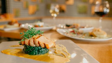 Рецепта за сьомга на фурна с пикантна марината