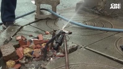 13 абоната сред 3000 жители: Роми източват вода в Бургас
