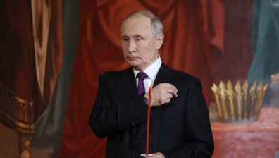 Путин посрещна Възкресението в храма "Христос Спасител" в Москва 