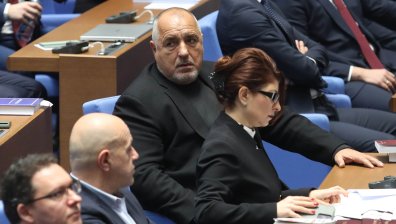 Изслушват кандидатите за членове на Конституционния съд