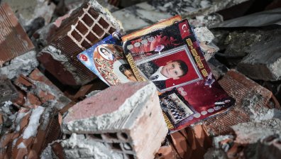 Част от учениците в Турция ще учат през лятото заради трусовете