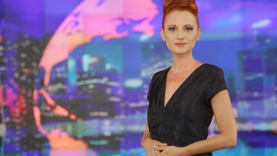 Другите лица на водещите: Какво не знаете за Радинела Бусерска?