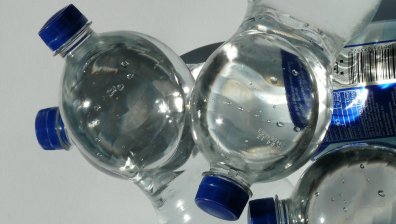 Великобритания в готовност да ограничи вноса на европейска минерална вода