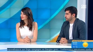 "Книги под завивките": Как влогъри вдъхновяват младите да четат