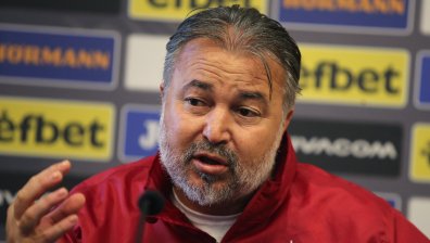 Ясен Петров определи списъка с легионерите, има няколко изненади