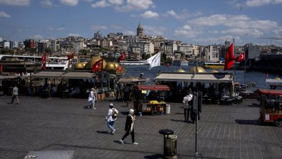 Затягат мерките за неваксинираните в Турция, нови ограничения има и в Нидерландия