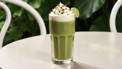 Рецепта за кокосово матча лате