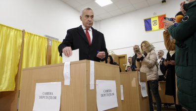 Румънците избират парламент на фона на безпрецедентно политическо напрежение