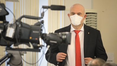 ВСС отложи разглеждането на искането за отстраняване на Гешев