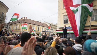 Парламентарни и президентски избори в Унгария и Сърбия