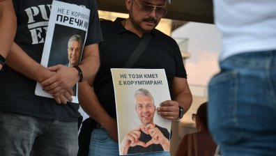 Варна решава бюджета си, докато кметът е задържан за корупция