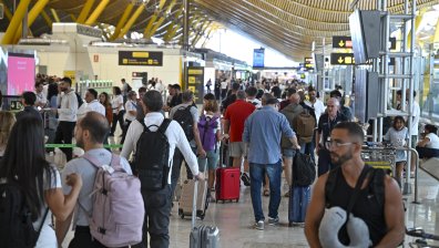 Дълги опашки на летището в Мадрид заради стачка