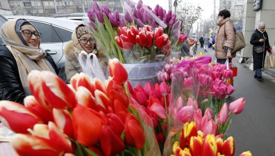 Цветни пазари по света преди 8 март (СНИМКИ)