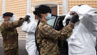 Ръст на починалите от Ковид-19 в Италия, Словения обяви край на епидемията