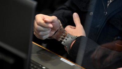 Задържаха българин, опитал да изнасили германска туристка в Гърция