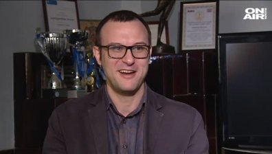 "Зад маската": Най-младият български евродепутат Димитър Стоянов