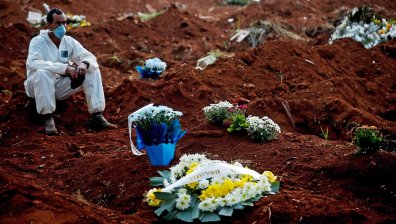 Бразилия е пред катастрофа, дрон показа смразяващи кадри над гробищен парк
