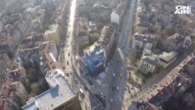Мановлова и Фандъкова си размениха поредни удари в битката за София