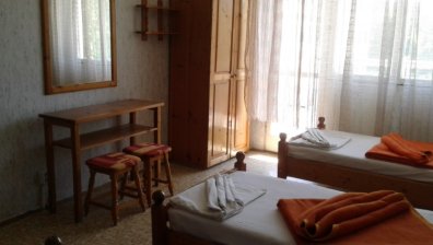 Прокуратурата проверява платените, но нереализирани почивки на ученици