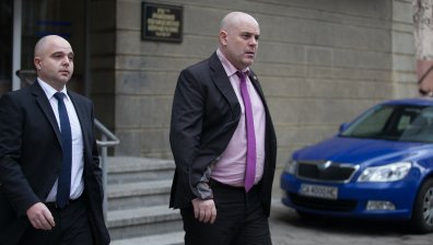 Протест и контрапротест за избора на Иван Гешев за главен прокурор