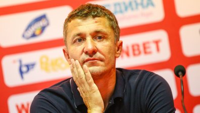 Саша Илич гневен след загубата от  "Сепси": С такава игра нямаме шанс в реванша