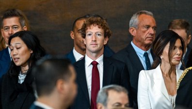 Митата на Доналд Тръмп върнаха с $208 млрд. назад най-богатите в света