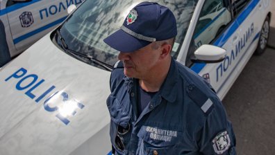 Две жени пребиха и ограбиха мъж в нощен клуб в Сандански след спор