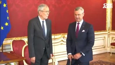 Норберт Хофер застава начело на Австрийската партия на свободата