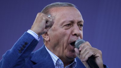 Ердоган се гордее: Правим самолети, танкове, кораби, сега и подводница по наш дизайн