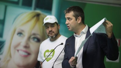 Инициативният комитет на Мая Манолова даде брифинг