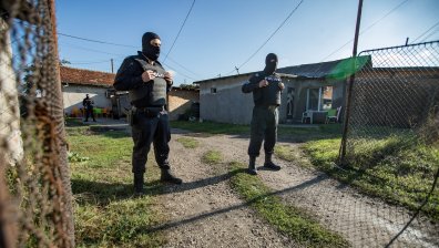 От 40 до 75 евро за глас: МВР откри списъци с ЕГН-та и данни за избирателни секции