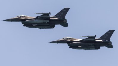 САЩ разположиха още 12 изтребителя F-16 в Израел заради Иран