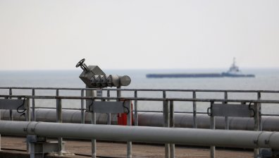 Засякоха мистериозни кораби до "Северен поток", били с изключени дaтчици