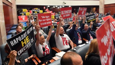 Продължават дебитите в парламента на РСМ относно френското предложение
