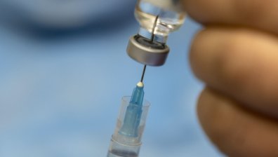 Норвегия и Дания също няма да ваксинират хора над 65 г. с AstraZeneca