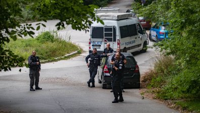 Две операции претърпя жената, простреляна при убийството на Алексей Петров