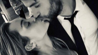Поп звездата Майли Сайръс и актьорът Лиъм Хемсуърт се ожениха тайно навръх Коледа