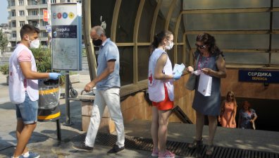 МЗ и БЧК разясняват ползите от ваксинацията срещу Ковид-19