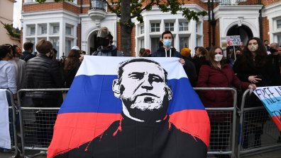 Навални с прочувствено послание от затвора, изпитал гордост и надежда