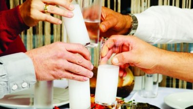 Заобиколени ли сме от истински другари