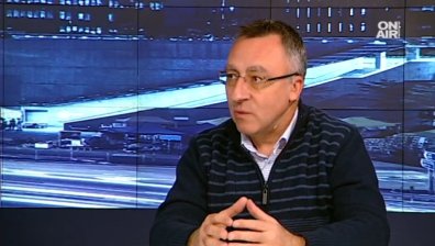Изпитите след 7 клас да са без модули е по-добрият вариант, смята Диян Стаматов