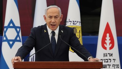 Израел атакува цел близо до президентския дворец в Дамаск