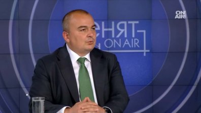 Пазарът на мляко под лупа: Абровски за афлатоксините, проверките и тестовете