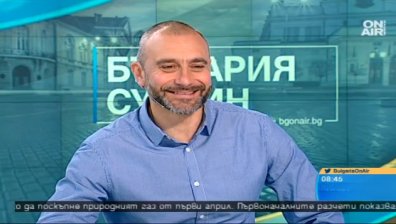 Калин Вельов в политиката и музиката