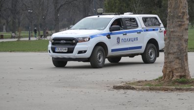 Трима ранени при сбиване в Казанлък, мъж и жена са арестувани