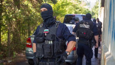 Приближените на Божков следили магистрати и децата им