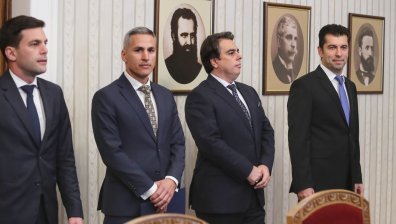 "Продължаваме промяната" официално отказа да преговаря с проф. Габровски