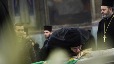 Затварят улици в София за погребението на патриарх Неофит - къде ще може да се паркира?
