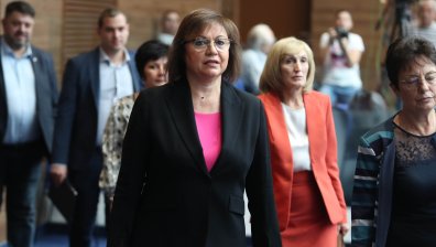 Нинова за ракетите за Украйна: Грандиозен скандал, това е гавра с националната сигурност