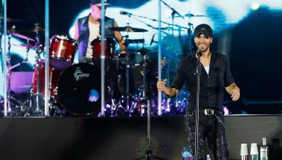 Енрике Иглесиас: Никога няма да спра да правя музика и да пиша песни (ВИДЕО)